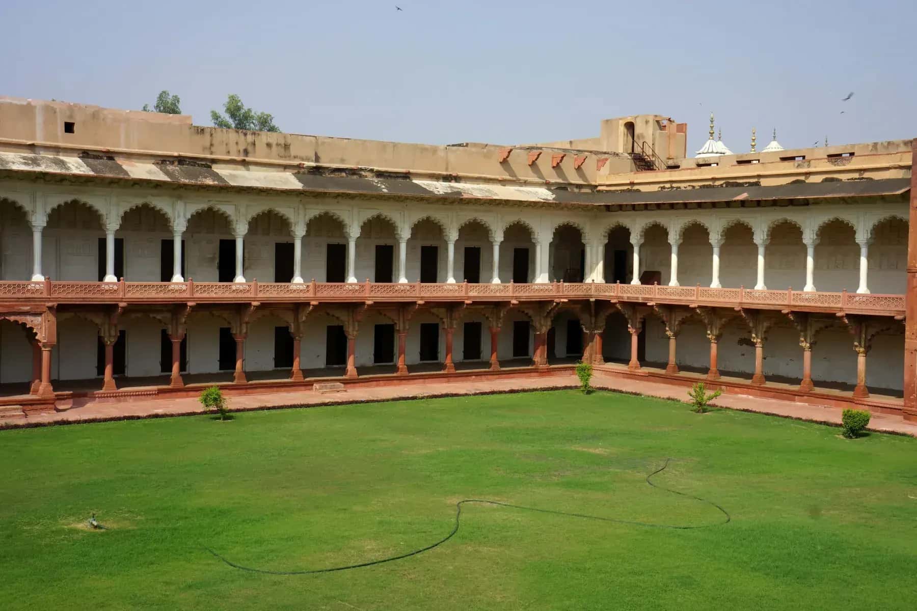 Il Palazzo dei Khan di Sheki e l'arte dello shebeke